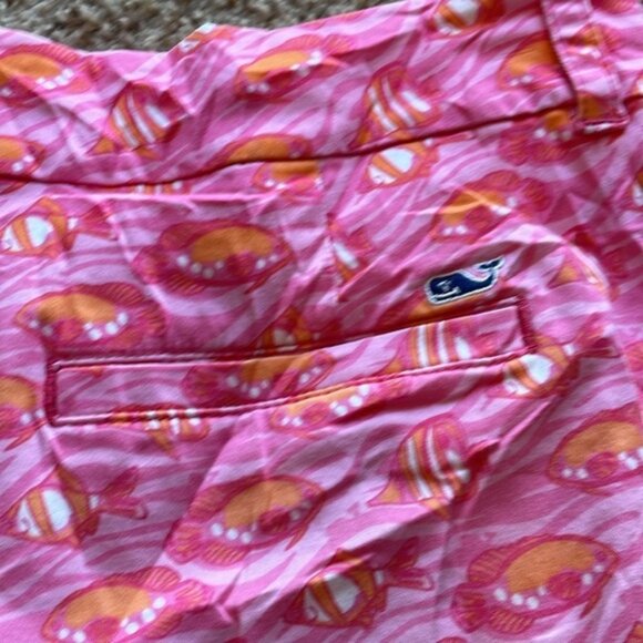 Vineyard Vines shorts size 6 - Picture 3 of 4